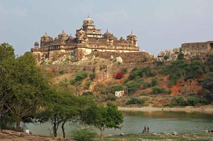 best-places-to-visit-in-datia-sightseeing-tourist-attractions-in-datia